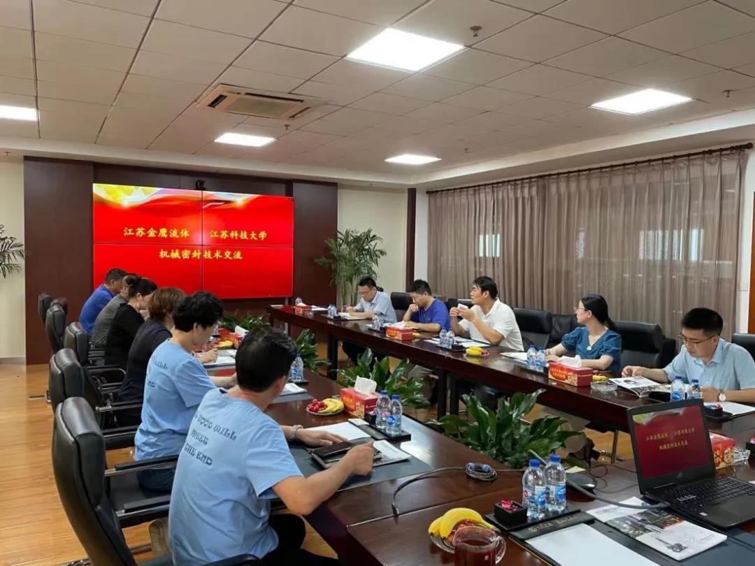 校企合作交流，共促学生成长